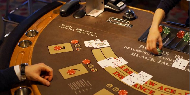 Mmwin mậu binh 9 lá